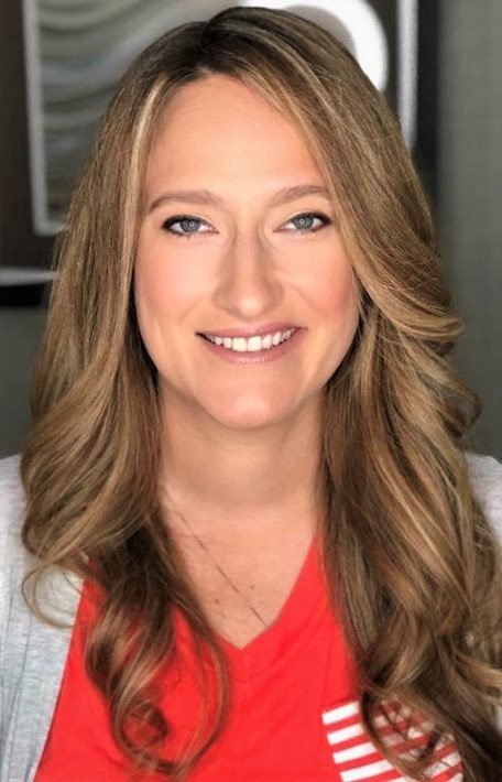 Jenn Breisacher headshot